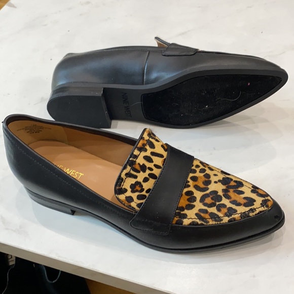 Nine West - Cheetah Leather Loafer Size 7 1/2 - Picture 5 of 6